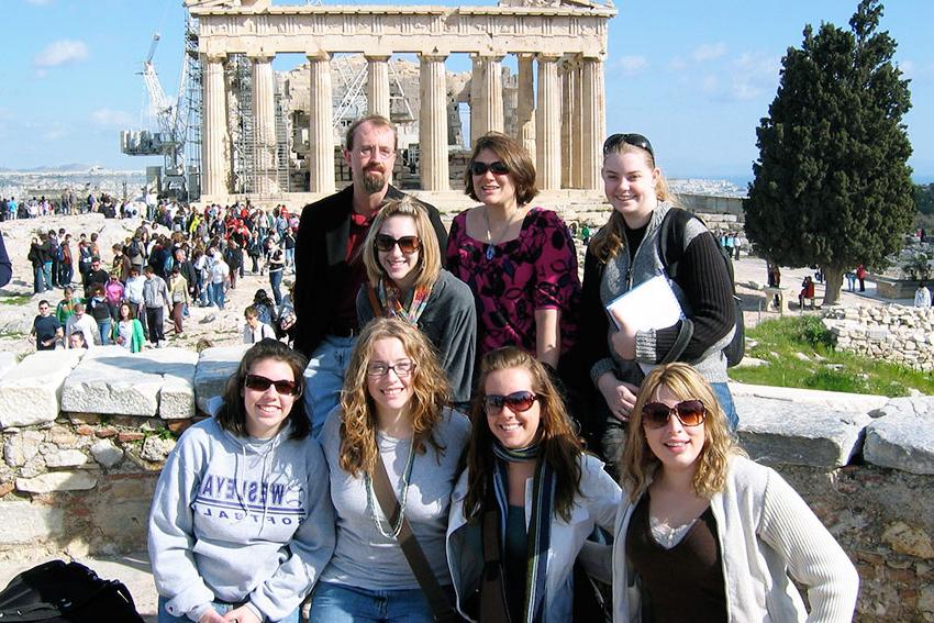 澳门在线赌城信誉网址学生在雅典前旅行